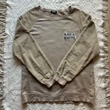 XXIII 베이지 트레이닝복