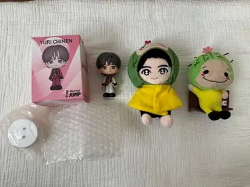 치넨 유리 피규어 봉제 인형 세트