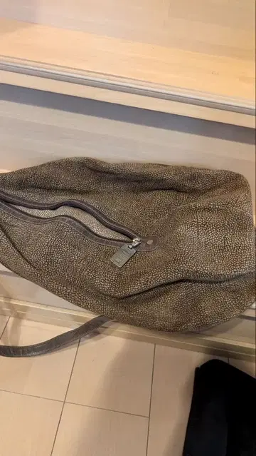 레오파드 무늬 redwall 숄더백 913278 브라운