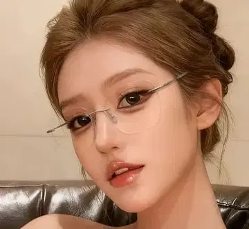 실버 무테 안경