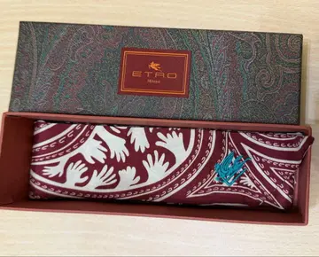 ETRO per Kaito Takahashi 페이즐리 보르도