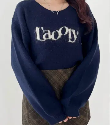 heather 헤더 스팽글 로고 니트