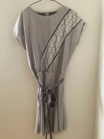 [레어] cosmic wonder 반팔 원피스