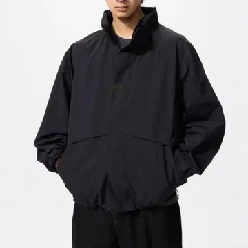 유니클로 윈드프루프 스탠드 블루종 블랙 L