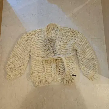 손뜨개질 아이보리 가디건
