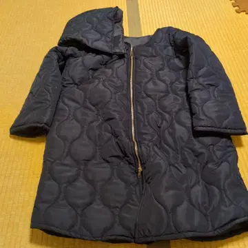 [ 미사용 새상품 ] 네이비 퀼팅 코트 후드 부착