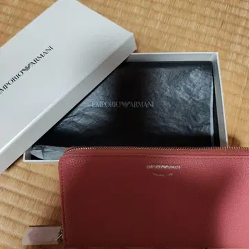 EMPORIO ARMANI 로즈 장지갑