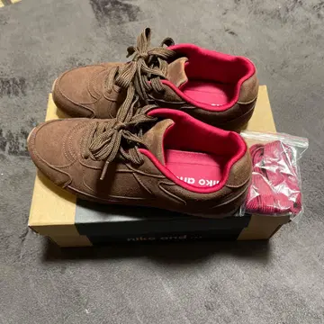 niko and - 브라운 스니커즈