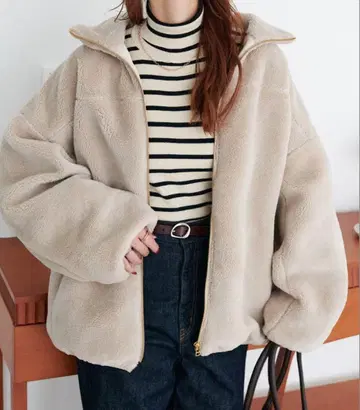 디스코트 깔끔한 보아 스탠드 블루종 베이지