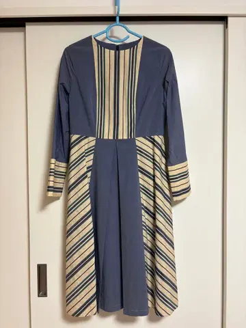 로이스크레용 원피스