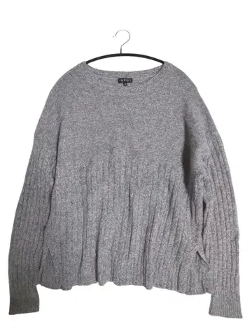 INDIVI 울 크루넥 절개 디자인 니트 38