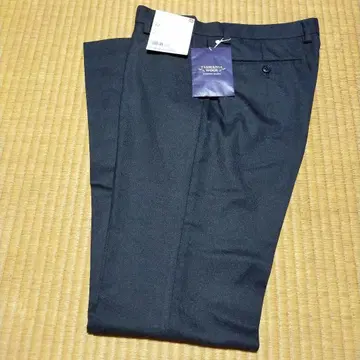 새상품 UNIQLO 태즈메이니아 울 슬랙스 73cm 다크 그레이