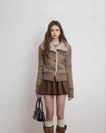 아리에크 아우터