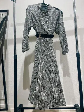 체크 무늬 롱 원피스 (긴팔)