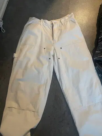 BEAMS 화이트 카고 팬츠