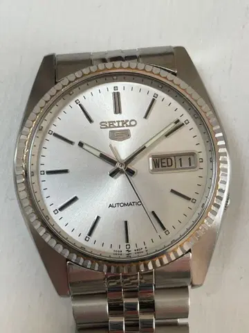 SEIKO 5 자동 와인딩 손목시계 플루티드 베젤
