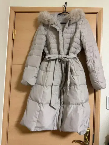 퍼 달린 롱 다운 자켓