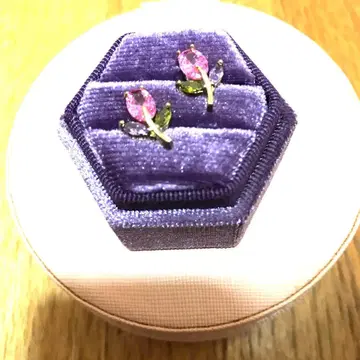 꽃 디자인 귀걸이 (양쪽 귀용)