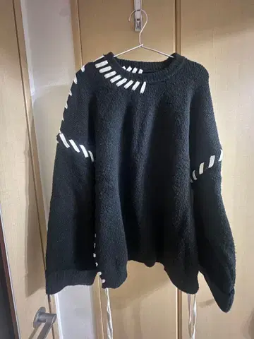 Clel 핸드스티치 사이드레이스 니트 S