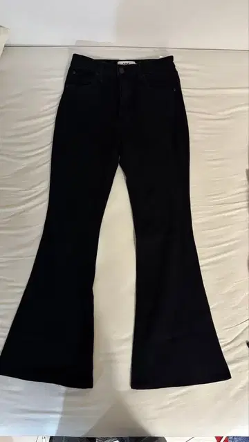 AZUL 플레어 팬츠 블랙