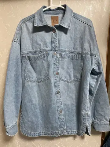 GAP 라이트 블루 데님 자켓