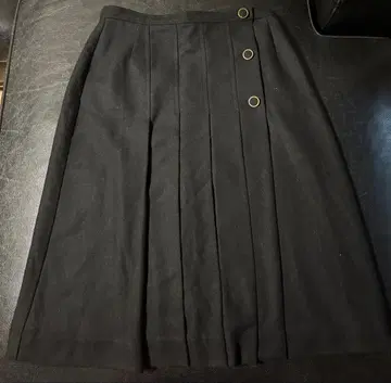 dazzlin 블랙 플리츠 스커트