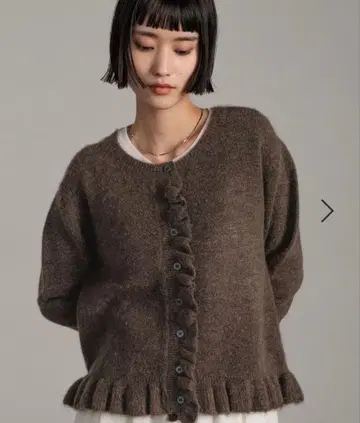 LOWRYSFARM 쁘띠 프릴 가디건 LS 브라운