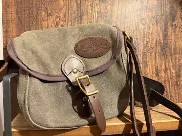 올리브 그린 캔버스 숄더백