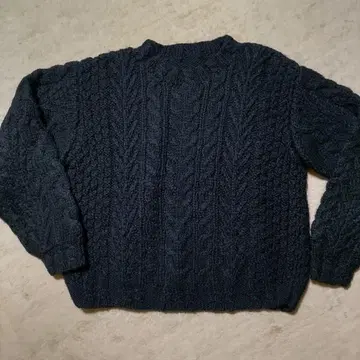 핸드메이드 케이블 니트 피셔맨 스웨터