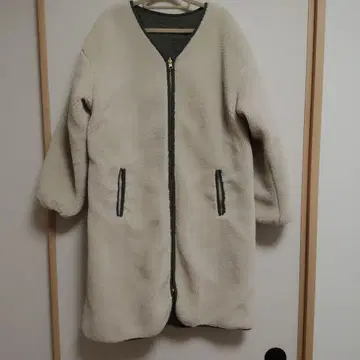 글로벌 워크 보아 리버서블 코트