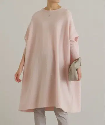 정가 2.4만 비어즐리 빅 롱 크루 니트 핑크 오버 사이즈