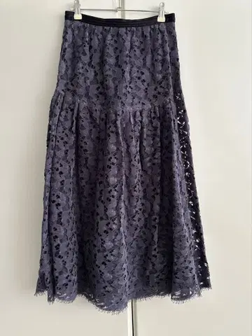 IENA LA BOUCLE 퍼플 레이스 스커트