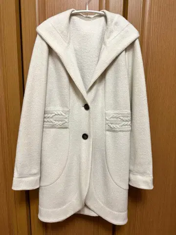 피노레 페스티벌 후디드 코트 베이지 40