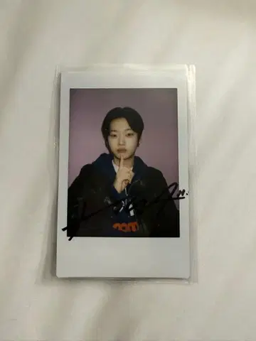 WEi 8집 대면 사인회 혜택 사인 포함 폴라로이드 소카