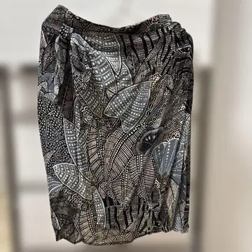 MANI 랩스커트풍 조젯 스커트 GRUPPO GFT