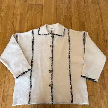 LOWRYSFARM 핸드 스티치 라이크 가디건