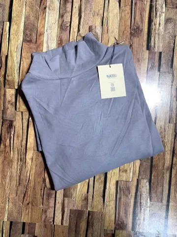 새상품 하자품 NARU VintagePeach 스무스 하이넥 풀오버