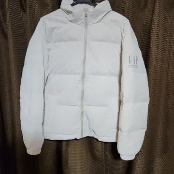 GAP 빛나는 다운 화이트 M