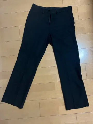 BEAMS 블랙 슬랙스