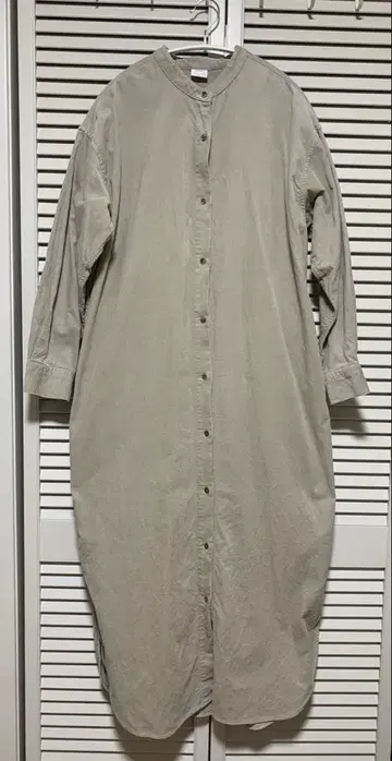 어반 리서치 도어스 그레이지 코듀로이 셔츠 원피스 긴팔