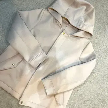 로페피크닉 숏코트