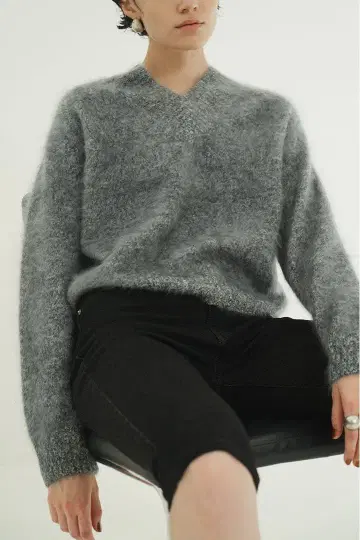 CASHMERE V NECK KNIT TOPS