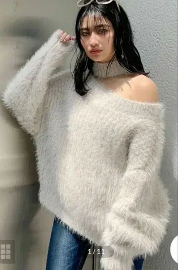 GYDA 제이다 2WAY 샤기 초커 니트 TOPS