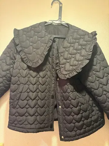 BIRTHDAYBash 프릴 옷깃 하트형 퀼팅 자켓