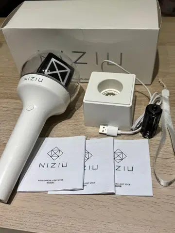 NIZIU 응원봉 세트