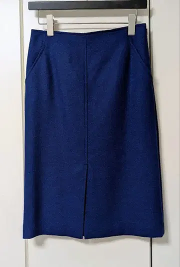 23구 타이트 스커트 앞 슬릿 포함