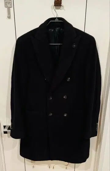블랙 더블 브레스트 체스터 코트 사이즈 46