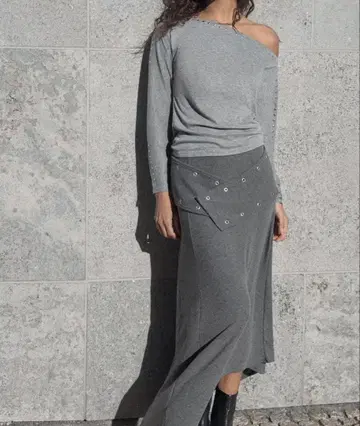 ZARA 소프트 스터드 미디 스커트