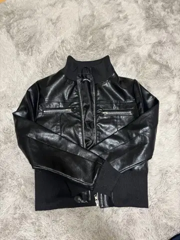 ABEUNDMOR 아벤모어 인조 가죽&퍼 자켓