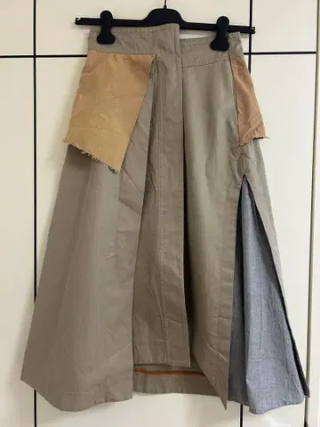 [ DENHAM ] 비대칭 코튼 스커트 베이지